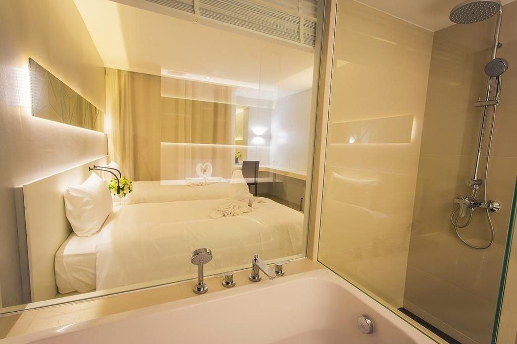 Crystal Hotel האט יאי מראה חיצוני תמונה