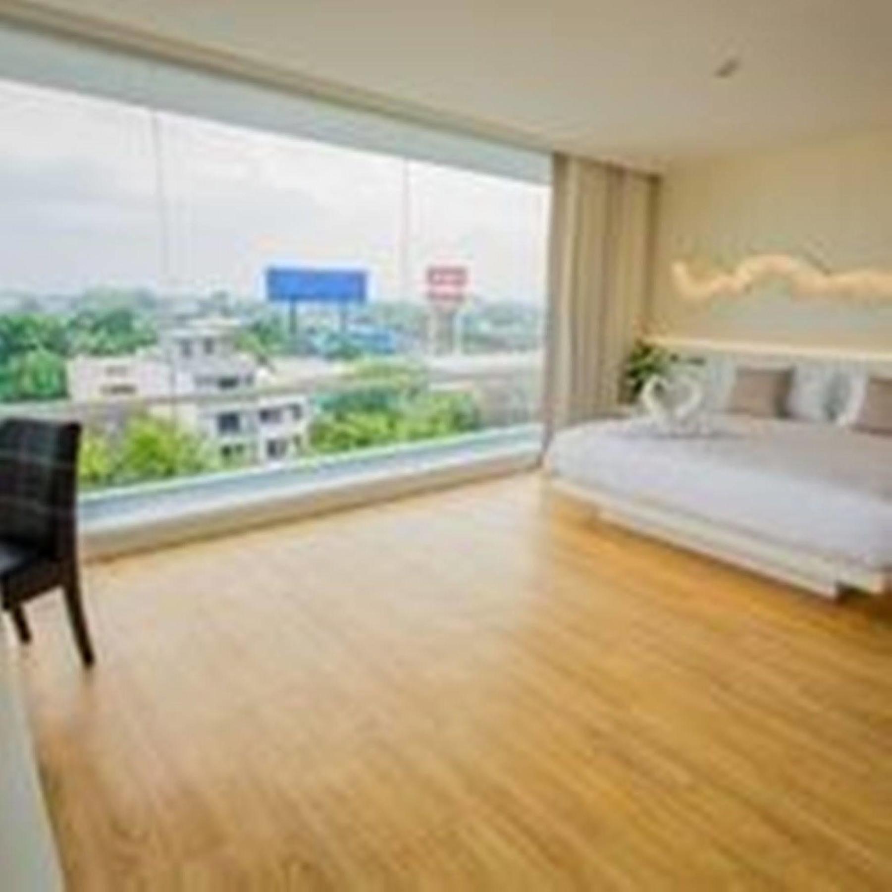 Crystal Hotel האט יאי מראה חיצוני תמונה