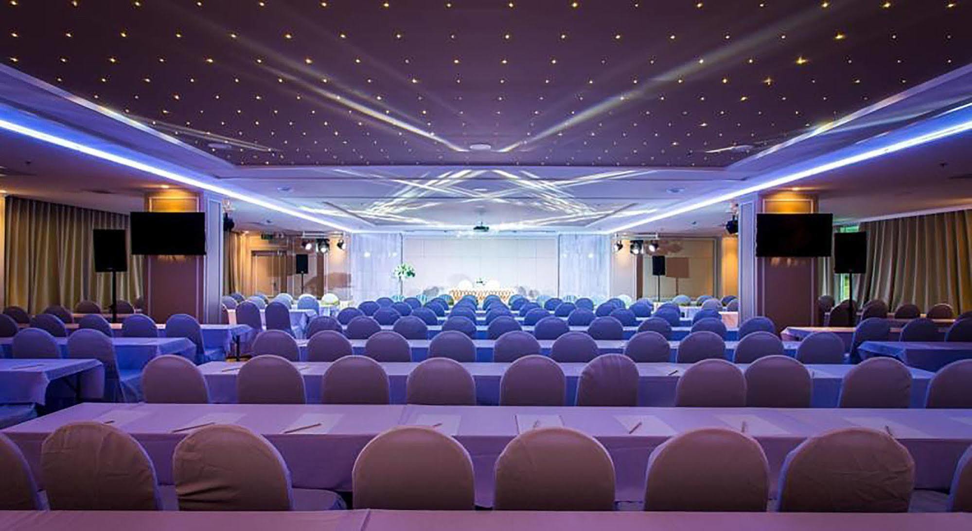 Crystal Hotel האט יאי מראה חיצוני תמונה