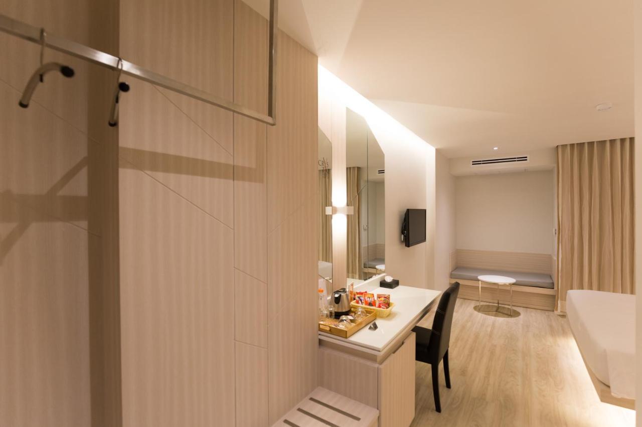 Crystal Hotel האט יאי מראה חיצוני תמונה